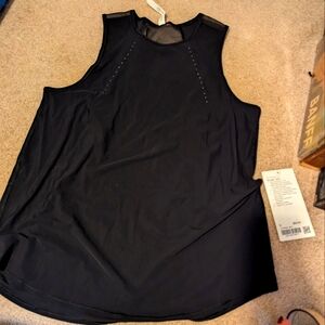 NWT- Lululemon Sculpt Tank size 8